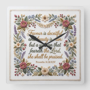 Horloge Carrée Femme qui craint le Seigneur faux broderie