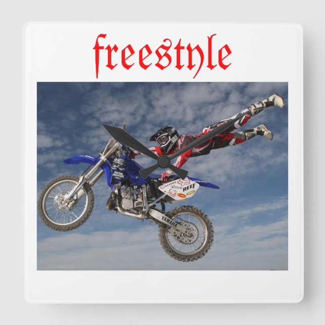 Horloge Carrée freestyle yamaha (Recto)
