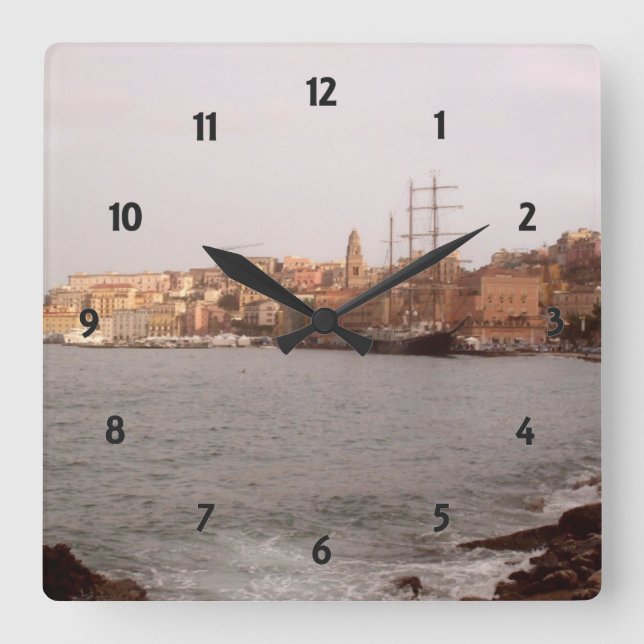 Horloge Carrée Gaeta View Wall Clock (Recto)