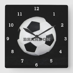 Horloge Carrée Garçons balle de football noir élégant Nom personn