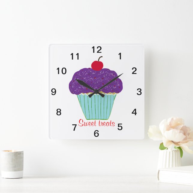 Horloge Carrée Gâteau Cupcake avec Cerise Sucrée sur le Dessus et (Maison)