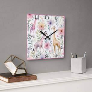 Horloge Carrée Giraffes paissant parmi les feuillages colorés en 