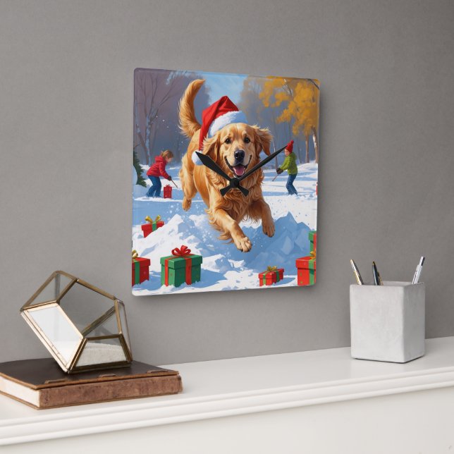 Horloge Carrée Golden Retriever en neige avec Casquette de Noël (Bureau)