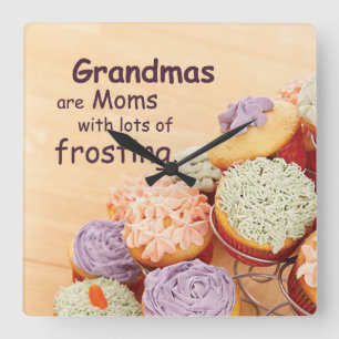 Horloge Carrée Grand-mère Cupcakes Fête des Mères, Cadeau Carré