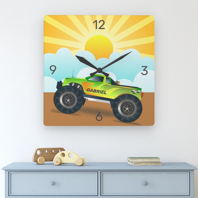 Horloge Carrée Green Monster Truck Nom personnalisé Kids Room (Créateur téléchargé)