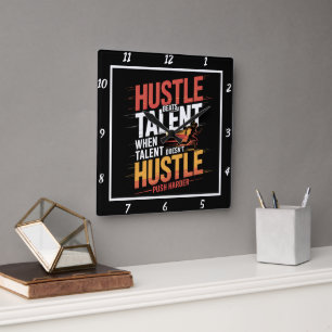 Horloge Carrée Hustle Beats Talent Runner Motivation