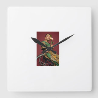 Horloge Carrée La collection représente l'esprit éclectique de B