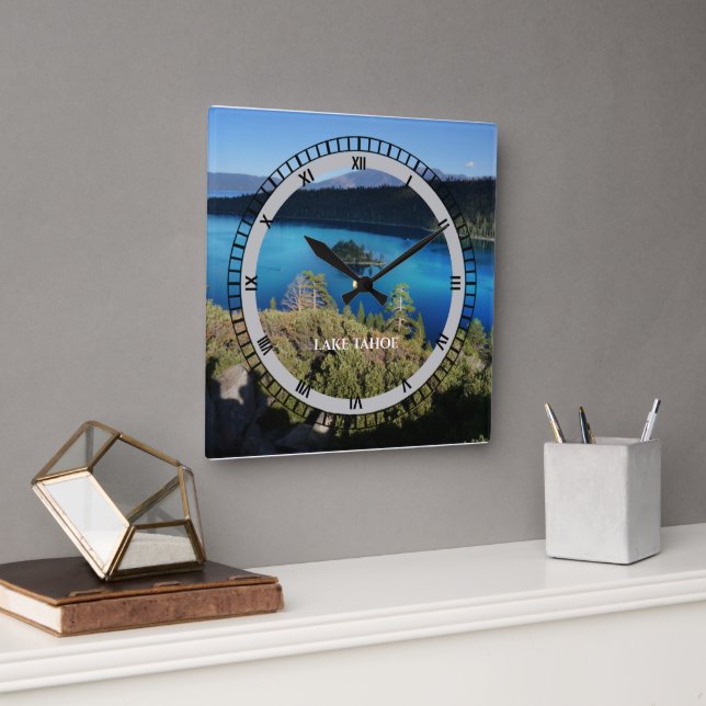 Horloge Carrée Lac Tahoe Californie Souvenir personnalisé Noël (Bureau)