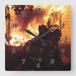 Horloge Carrée Le feu de structure
