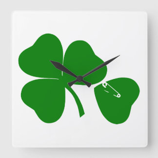 Horloge Carrée Le jour de St Patrick - obtenez 3 chanceux + 1