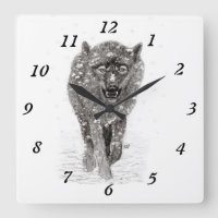 Loup noir en colère dans la neige, hiver sauvage
