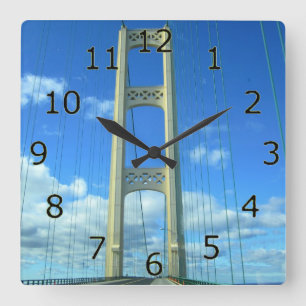 Horloge Carrée Mackinac Bridge Art avec Numbers