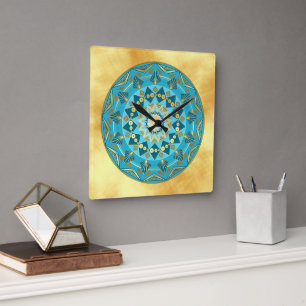 Horloge Carrée Mandala bleu or sur fond or doux