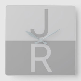Horloge Carrée Monogramme d'initiales Modernes Gris Clair & Gris