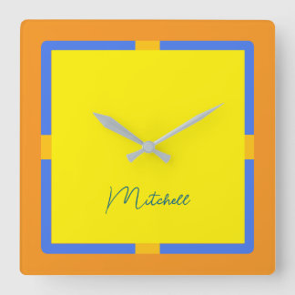 Horloge Carrée Monogramme moderne