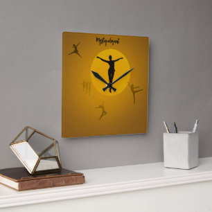 Horloge Carrée Mystique Danse Élégante