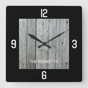 Horloge Carrée Nom personnalisé Plaques en bois rustique Noir