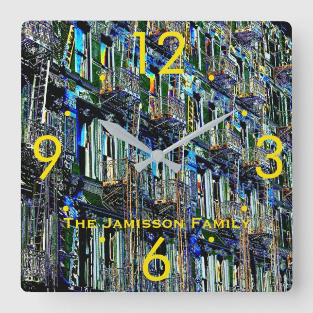 Horloge Carrée NYC Fire échappe Pop Art moderne ronde ou Carré (Recto)