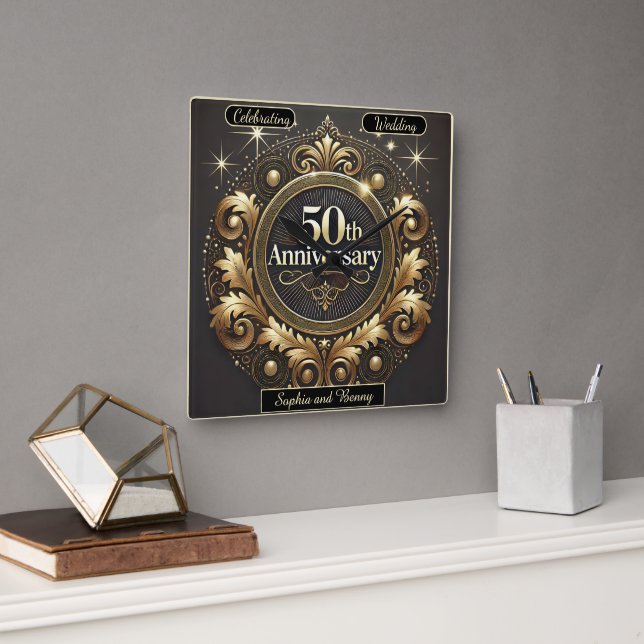 Horloge Carrée Or Orné : Chef-d'œuvre du 50e Anniversaire (Bureau)