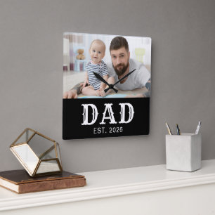 Horloge Carrée Papa a établi une photo de typographie blanche mod