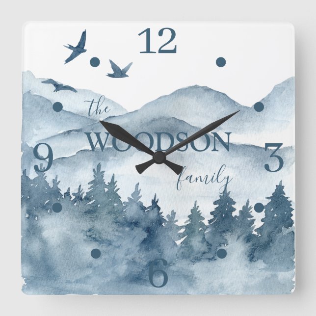 Horloge Carrée Personalized Family Nom Woodland Cabin (Recto)