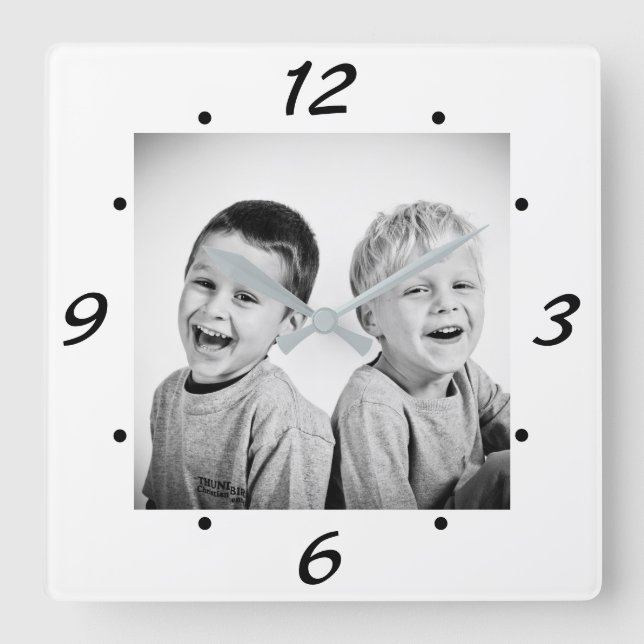 Horloge Carrée Photo de famille moderne en noir et blanc (Recto)
