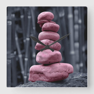 Horloge Carrée Pile de pierre