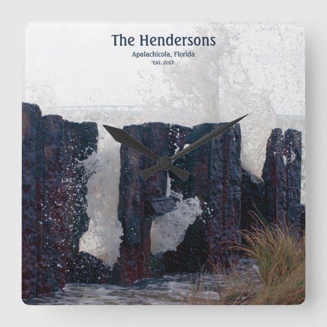 Horloge Carrée Plage côtière Nom de famille personnaliséHorloge m (Recto)