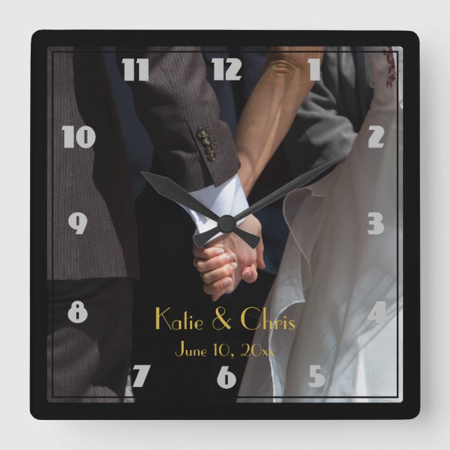 Horloge Carrée Romantique et élégant mariage couple tenant les ma (Recto)