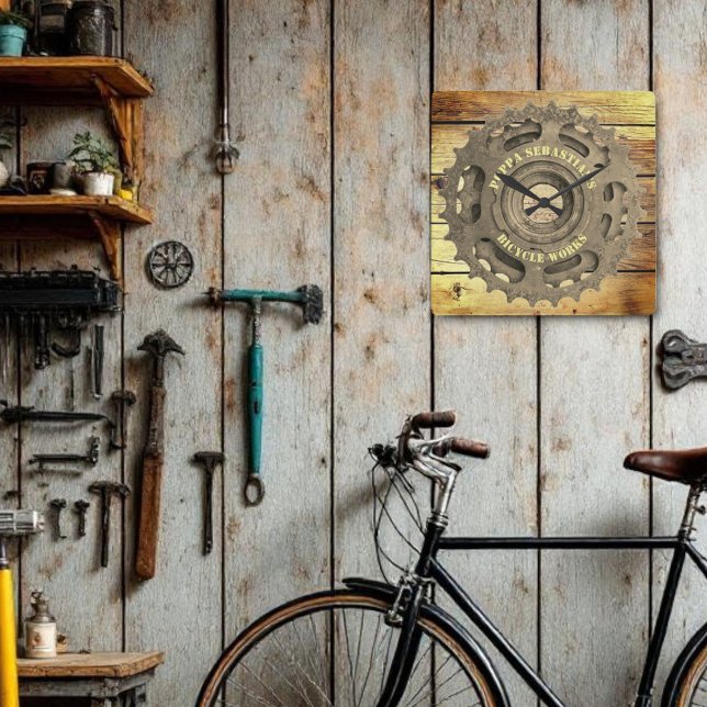 Horloge Carrée Rustique Gear Sprocket Modèle Mur Carré (numberless rusty bicycle sprocket wall clock template)