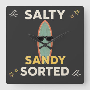 Horloge Carrée Salé Sandy Trié Funny Planche de Surf Plage Été