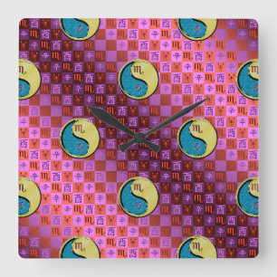 Horloge Carrée Scorpion & Coq de Métal