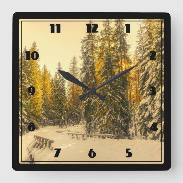 Horloge Carrée Sentier hivernal neige avec pins (Recto)