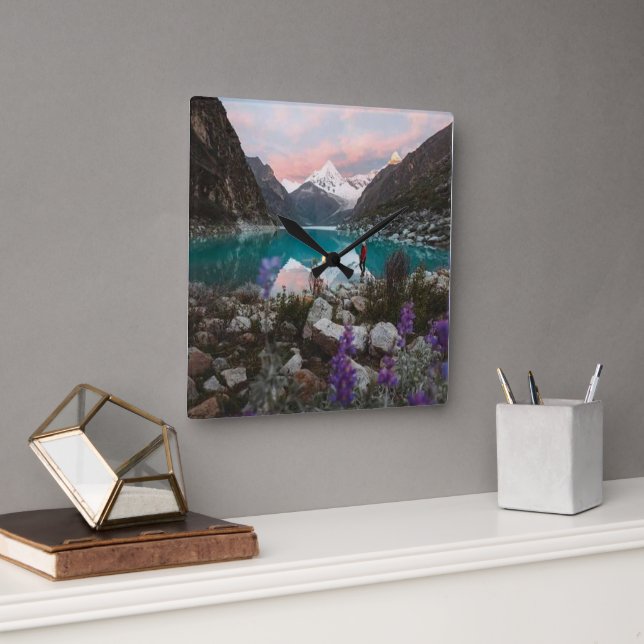 Horloge Carrée Serene Blue Mountain & River Wall Clock – Modern H (Bureau)