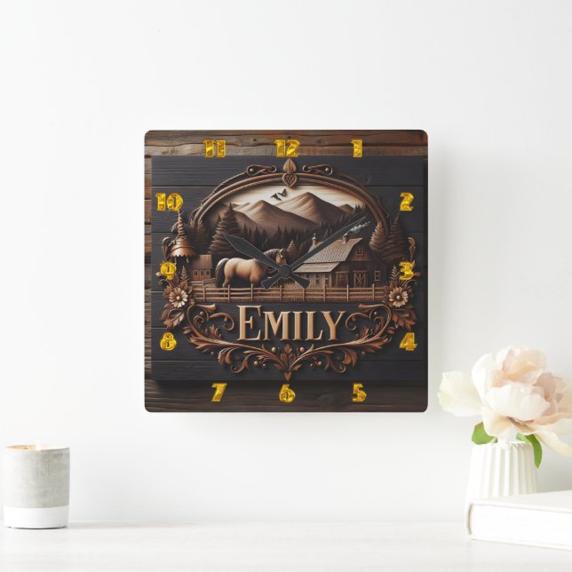 Horloge Carrée Signe en bois sculpté d'Émilie à la ferme rurale (Maison)