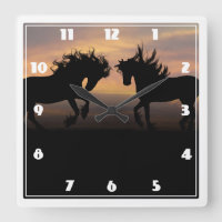 Silhouette de chevaux sauvages
