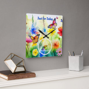 Horloge Carrée Slogan CUSTOM AA Symbole Papillons et Fleurs