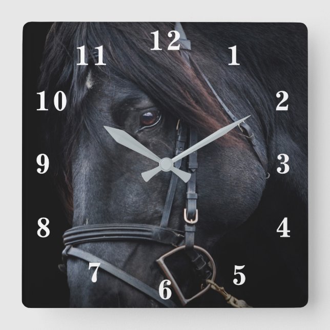 Horloge Carrée Stallion noir (Recto)