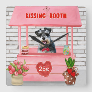 Horloge Carrée Stand de baisers de schnauzer pour la Saint-Valent