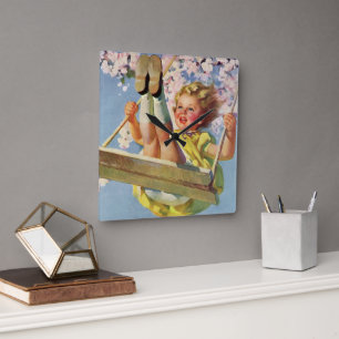 Horloge Carrée Swing vintage, Fille qui se balancent dans un arbr