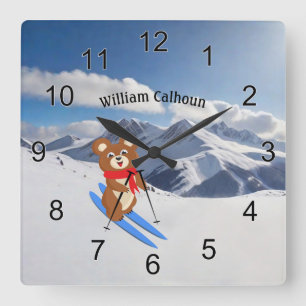 Horloge Carrée Teddy Bear Skier sur les montagnes enneigées