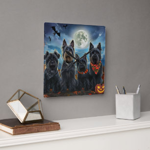 Horloge Carrée Térrier Écossais Halloween Fantomatique