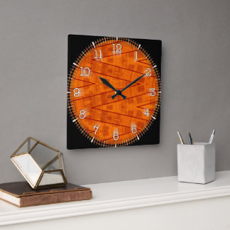 Horloge Carrée Time and illustrated art on your wall.