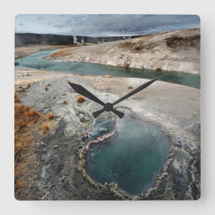 Horloge Carrée Trou bleu