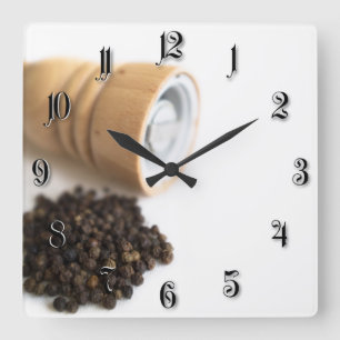 Horloge Carrée Usine à poivre