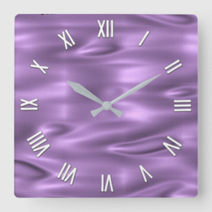 Horloge Carrée Visage violet avec chiffres blancs