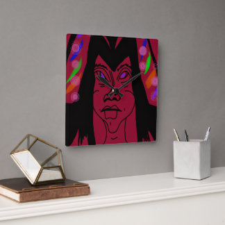 Horloge Carrée Viscountess with Headdress