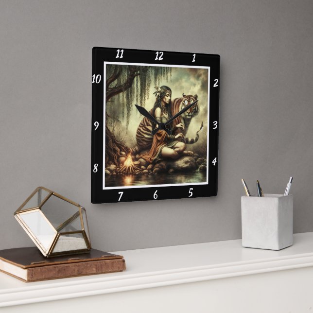 Horloge Carrée Visions autochtones : La fosse aux yeux du tigre (Bureau)