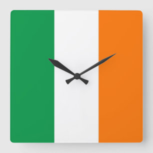 Horloge Carrée Wall Clock with Flag of Ireland