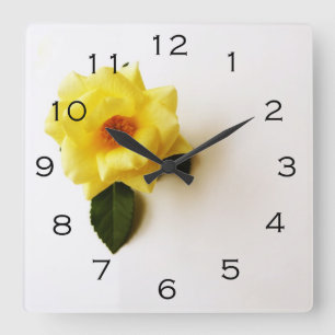Horloge Carrée Yellow Rose On White Black Numbers